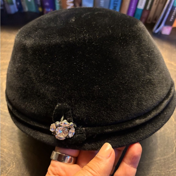 Vintage ladies’ hat - Picture 1 of 5